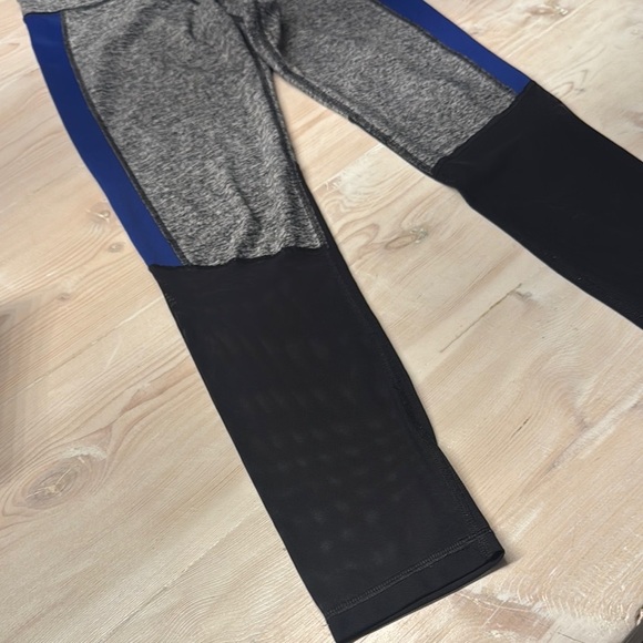 Gray and Blue Leggings with Mesh Panels - Picture 4 of 4